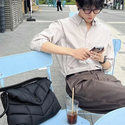 생로랑 에코닐 재생 나일론 퍼퍼 메신저백 블랙 (주우재,정한 착용) · 신** 고객님