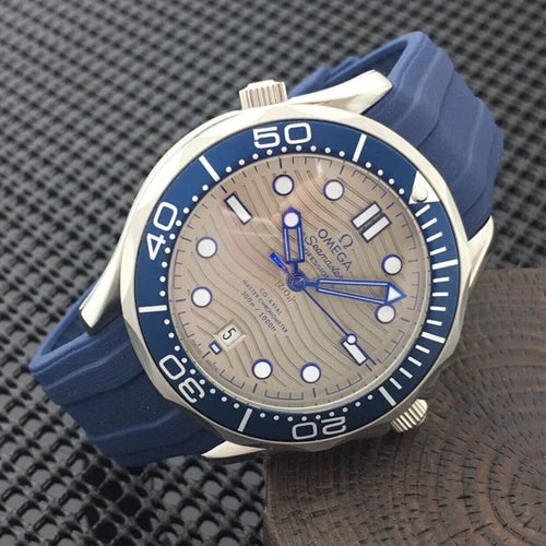 오메가 씨마스터 300 그레이판 블루우레탄 43mm · 박** 고객님