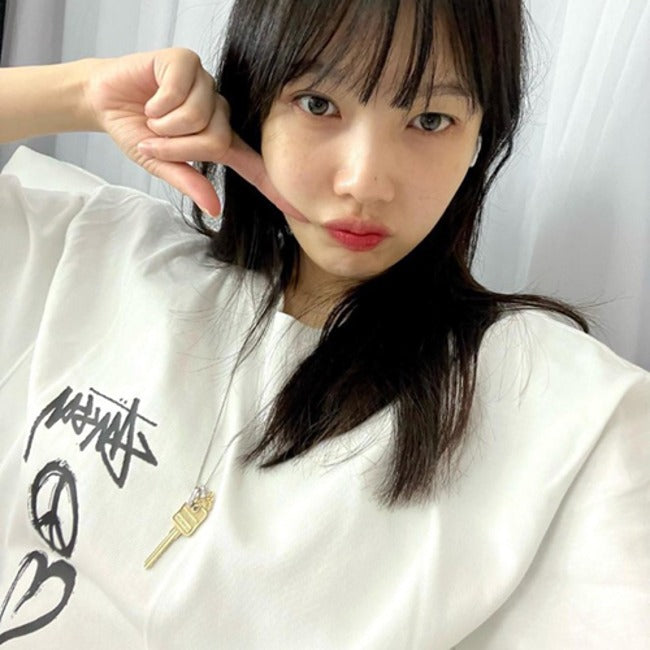 (국내배송, 당일출고) 스투시 x NRG 피스 러브 스우시 반팔티셔츠 (조이 설현 착용) -재입고!!-