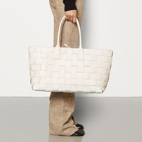 보테가 맥시 인트레치오 미디움 토트백