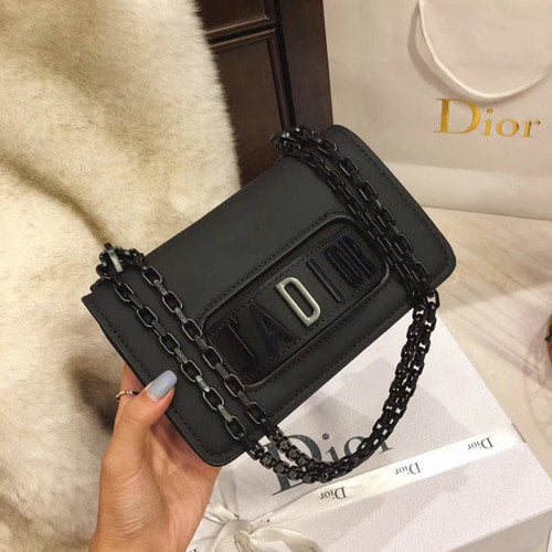 디올 JADIOR 플랩백