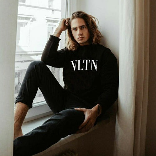 (국내배송, 당일출고) 발렌티노 로고 맨투맨