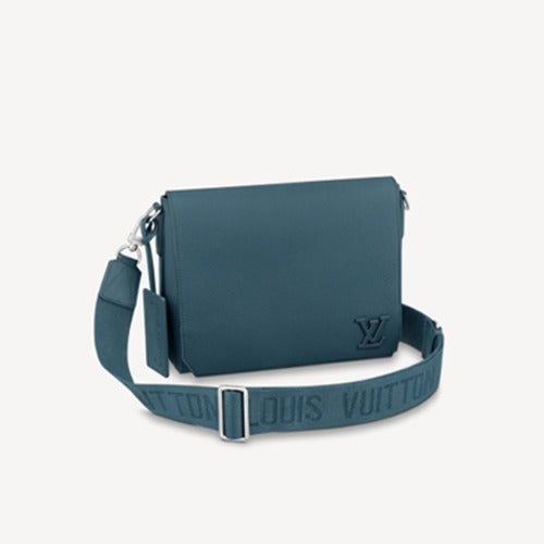 루이비통 에어로그램 뉴 메신저 백