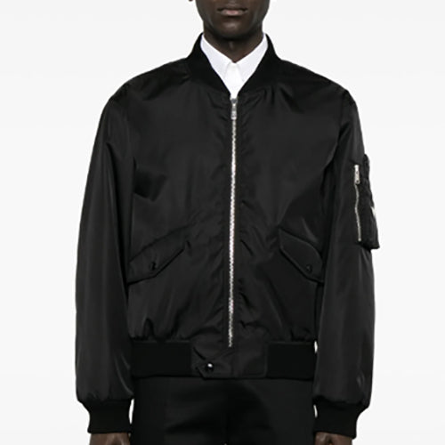 프라다 트라이앵글 로고 봄버 자켓 ~재입고!!~