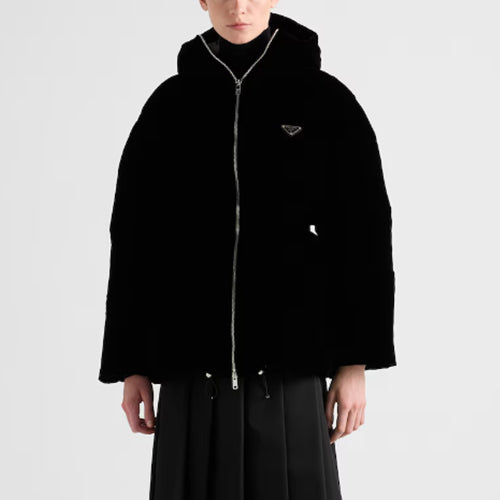 프라다 벨벳 다운 자켓