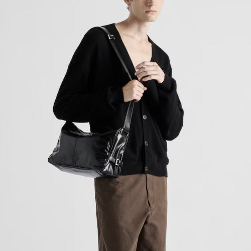 프라다 가죽 숄더백 블랙