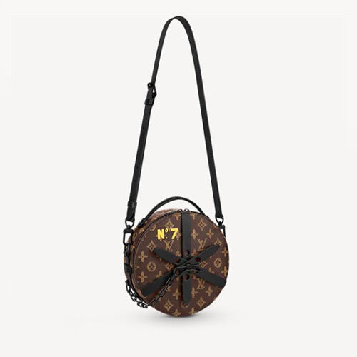 루이비통 N°7 휠 박스 크로스백