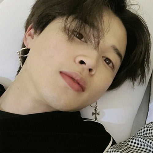 크롬하츠 타이니 후프 이어링 귀걸이(지민 착용)