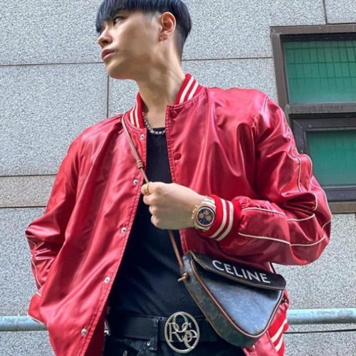 셀린느 트리오페 캔버스 트라이앵글 크로스백 탄 (쌈디, 산다라박 외 다수 착용)